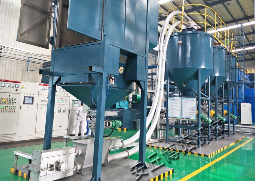 炭黑管鏈式輸送機怎樣開關(guān)機