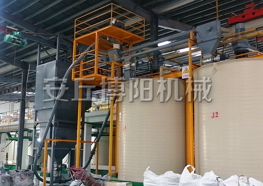 安丘博陽工業(yè)鹽噸袋拆包機(jī)的特點(diǎn)是什么？