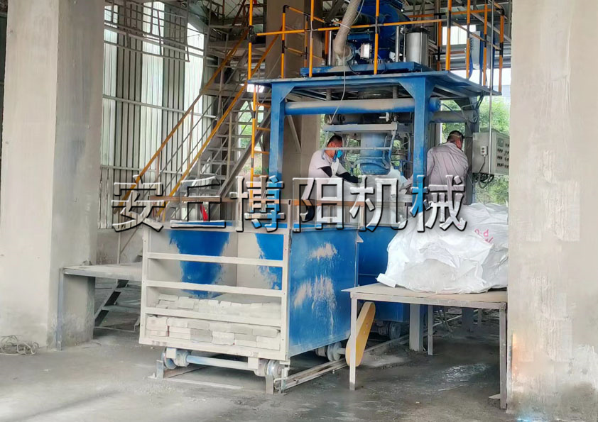 安丘博陽(yáng)機(jī)械重鈣粉噸袋包裝機(jī)技術(shù)特點(diǎn)你了解嗎？