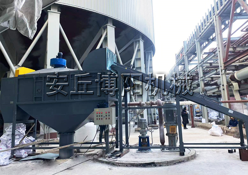 50kg滑石粉自動(dòng)破包機(jī)技術(shù)特點(diǎn)是什么？